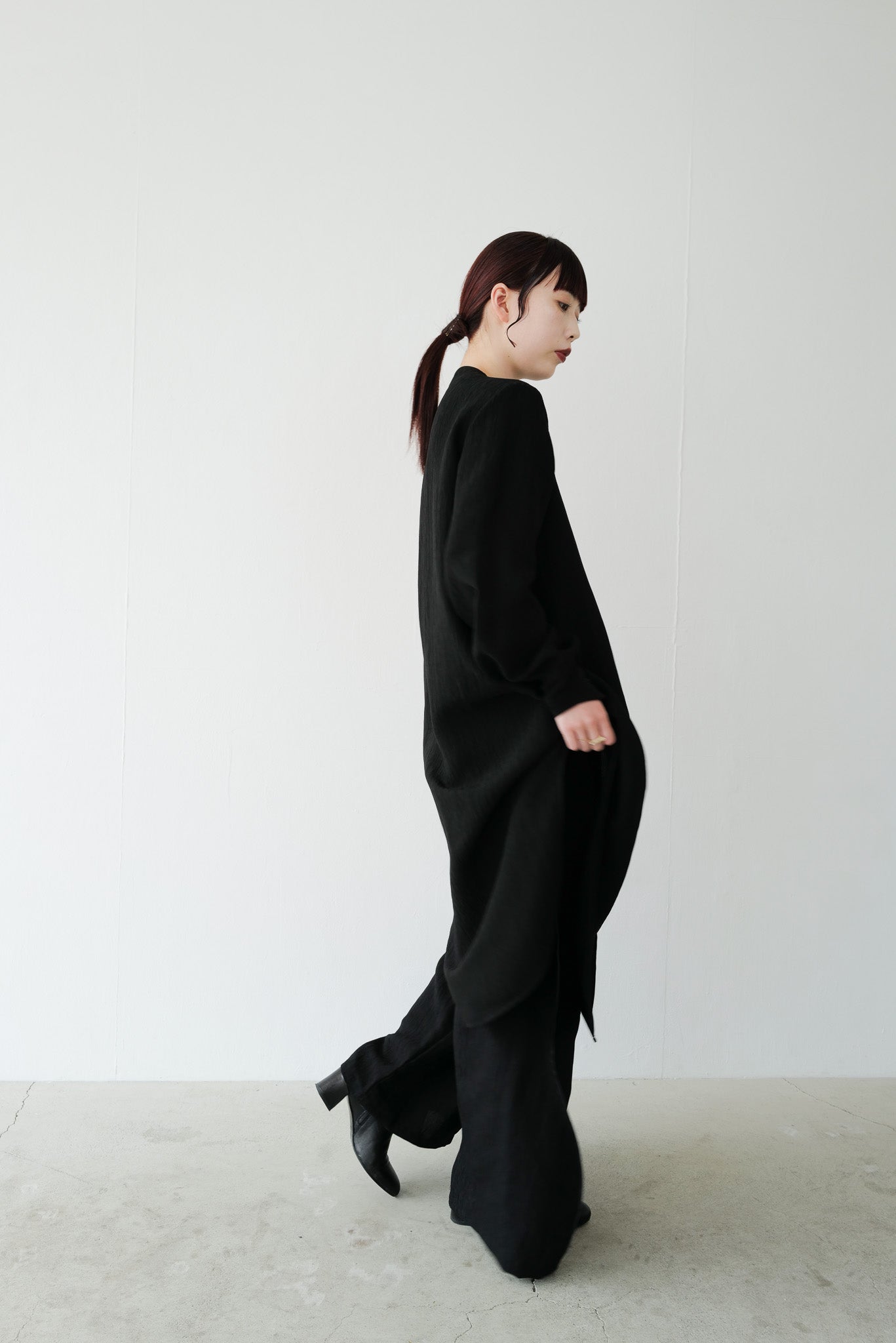 静かな森影 ロングシャツ