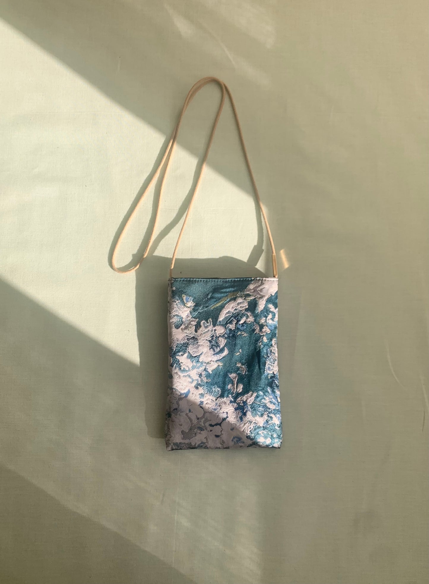 smartphone bag ー Blue topaz