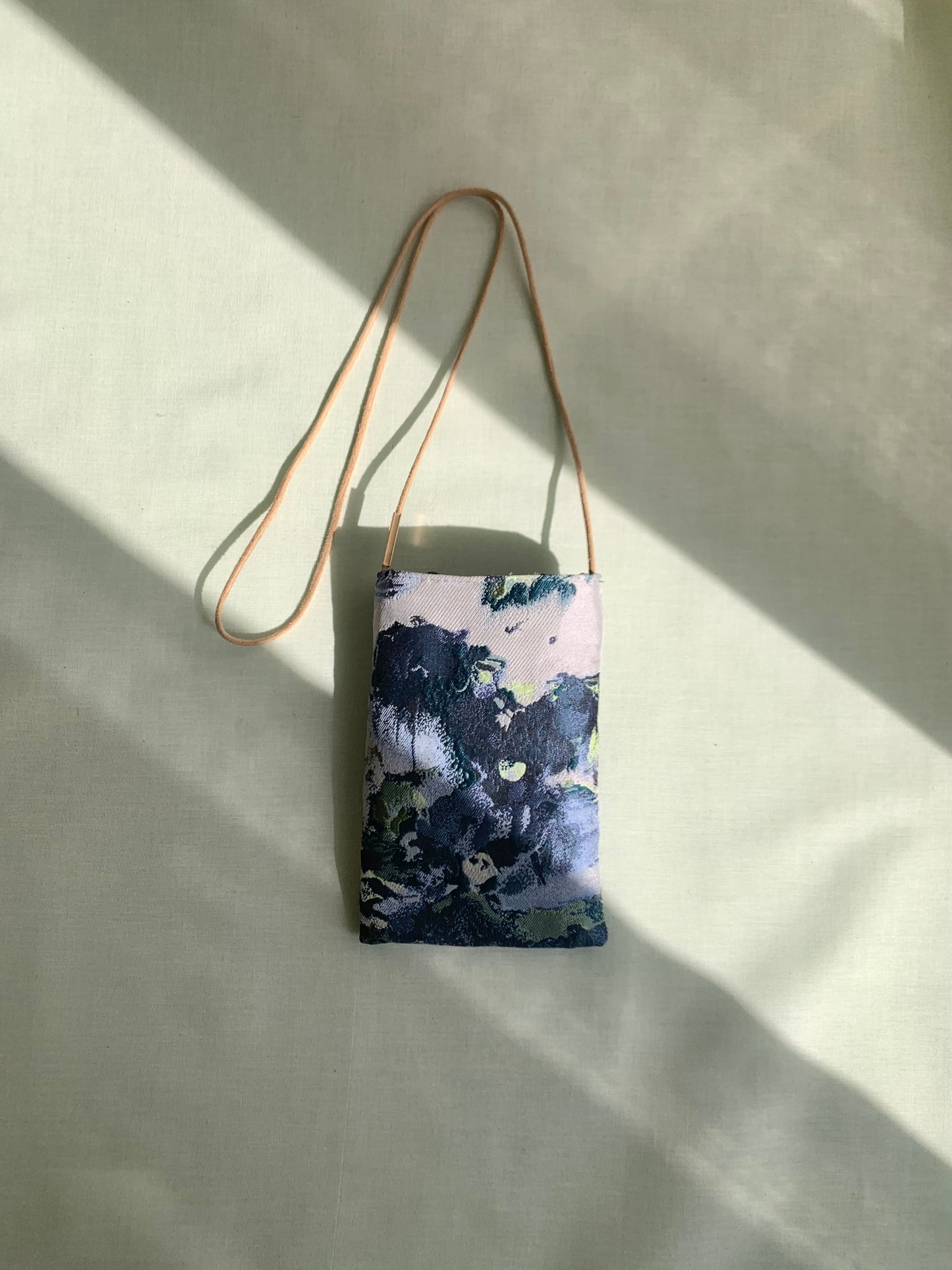 smartphonebag ー Hyacinth blue