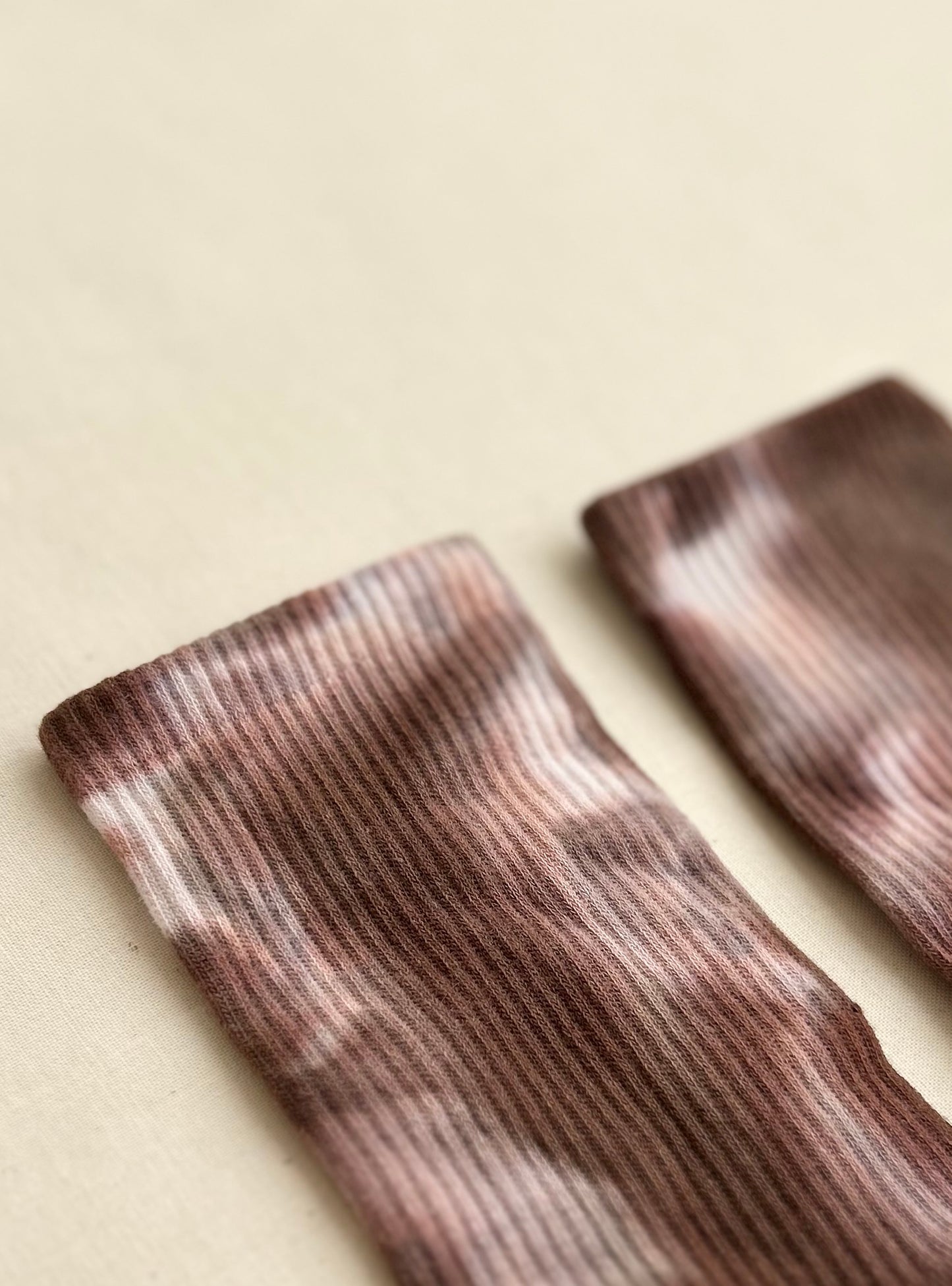 歩みの装いSocks - brown