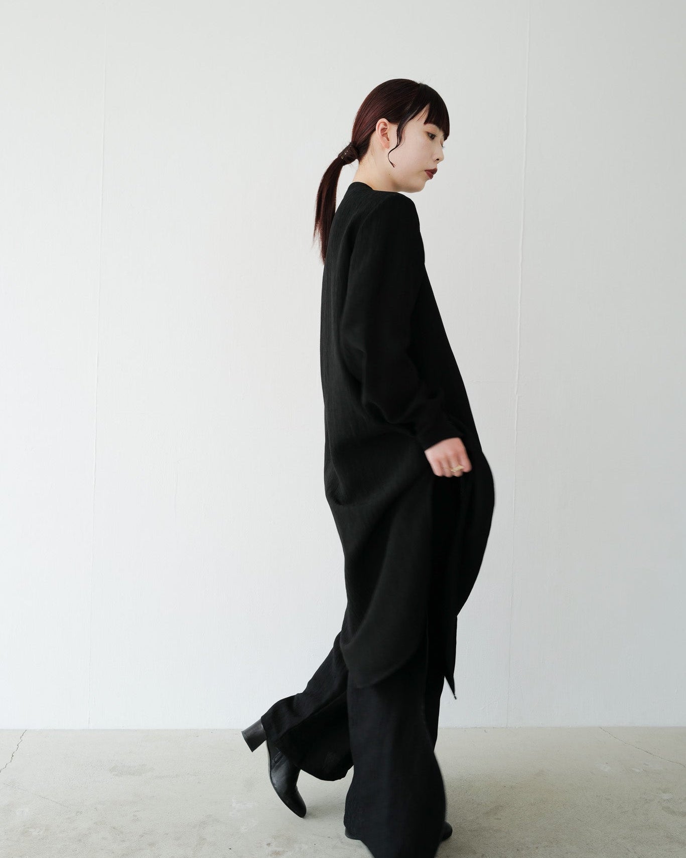 静かな森影 ロングシャツ