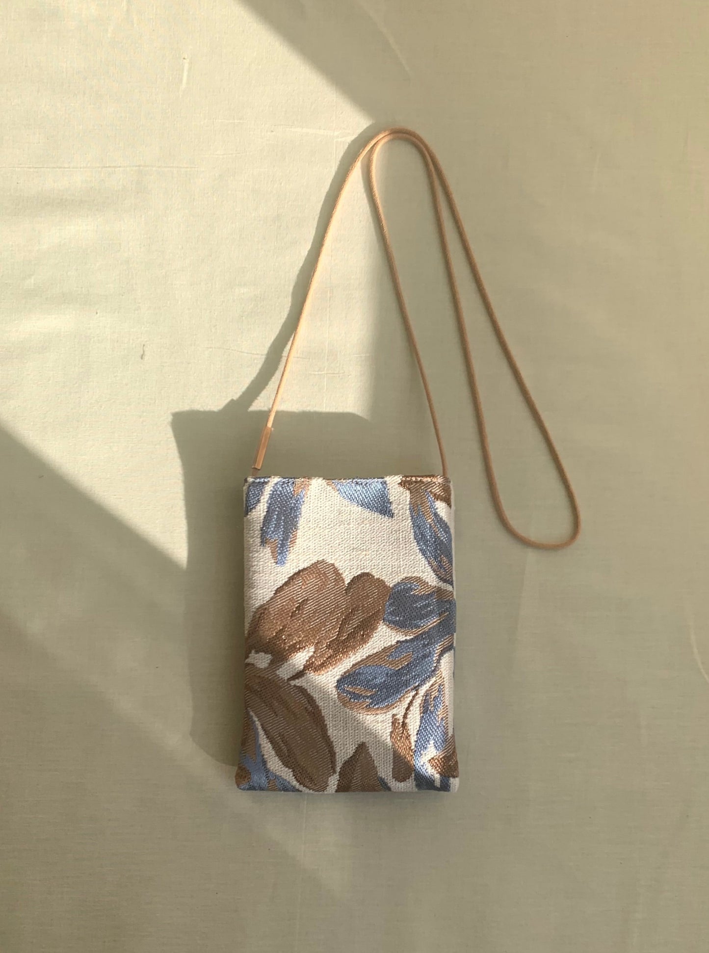 smartphone bag − Botanical sky